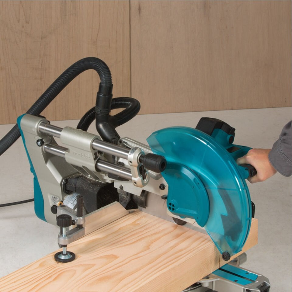 Makita LS1219 Çift Sürgülü Gönye Testere 305mm 1800W